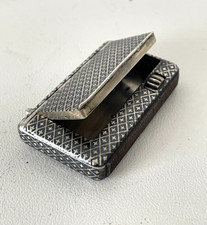 Pyrogène porte allumettes à