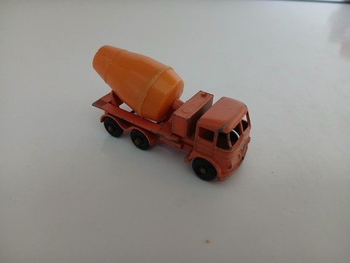 Camion toupie beton england - camion, by