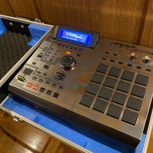 Akai mpc2000xl se3 sampler - akai,