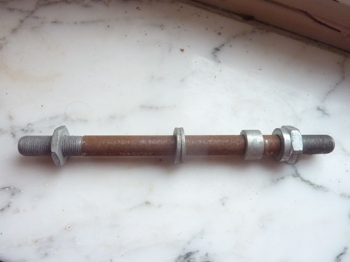 Nos ancien axe - de, roue