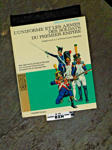 Uniformes armes soldats - uniformes,