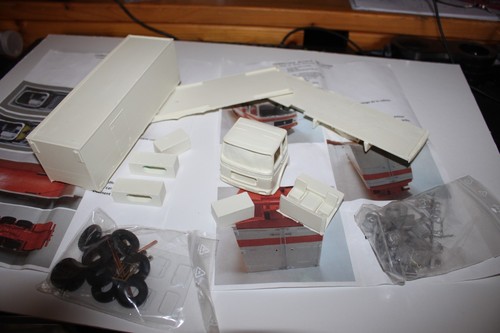 Minicirque camion saviem - minicirque,