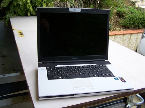 Portable fujitsu siemens en - portable,
