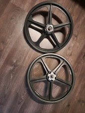 ROUES SKYWAY BRIDES EN ALLIAGE NOIR 20X1,75 POUR VOTRE GT BMX REDLINE