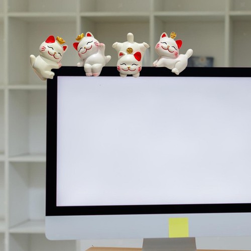 Lot petites statuettes de - lot,