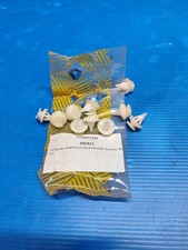 10 Agrafes de garniture de