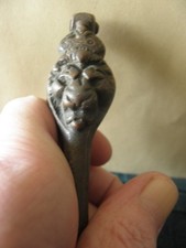 antique casse-noisette tete du