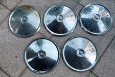 5 Enjoliveurs inox Peugeot 404