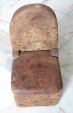 Boite en bois d'olivier estampillée Richard Lecompte Agonac