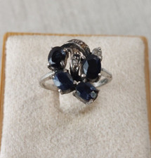 Ancienne bague, pierre noire