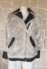 Veste fausse fourrure et