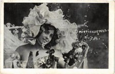Old postcard AK MISTINGUETTE FILM STAR (600883)