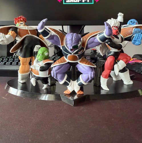 Lot figurines dragon ball - lot,