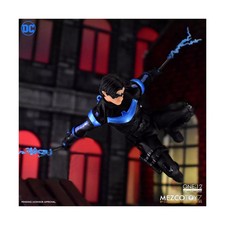 Mezco One 12 - NIGHTWING - DC
