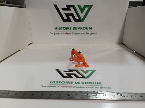 Lot figurines ouvriers - de,