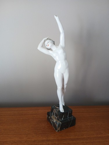 Figurine half doll - half, –