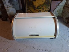 ANCIENNE BOITE A PAIN  ANNEES