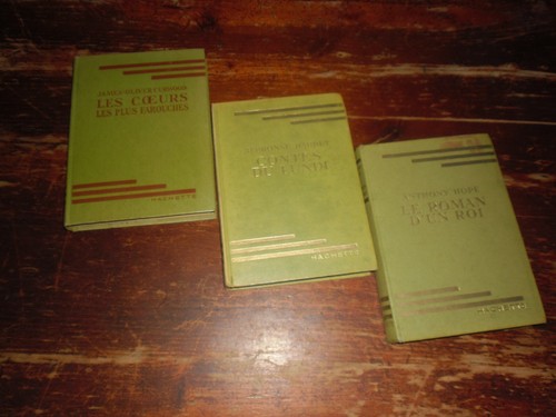 Voir lot 3 anciens - voir,