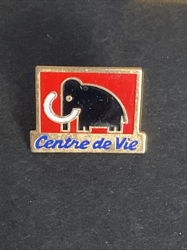 Pin grande distribution - pin’s,