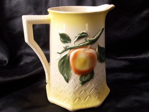 Ancien pichet barbotine - ancien,