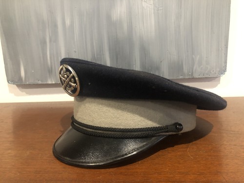 Casquette avec insigne - casquette, de