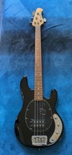 Musicman StingRay EX / guitare