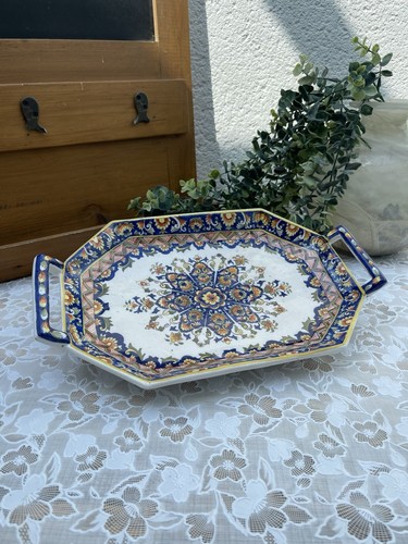 Plat ancien faïence de - en,