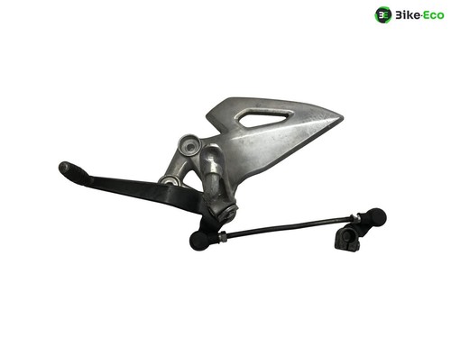 Platine avant gauche suzuki - platine,