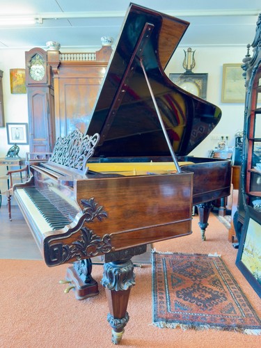 Très rare piano - , à
