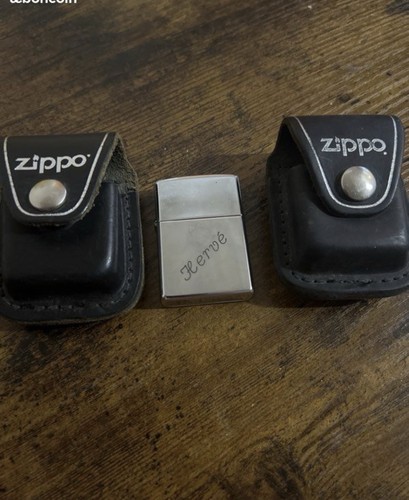 Zippo lot briquet - , gravé