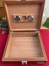 Cave à cigares Carven Paris