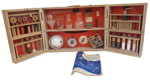 Coffret bois jeu scientifique