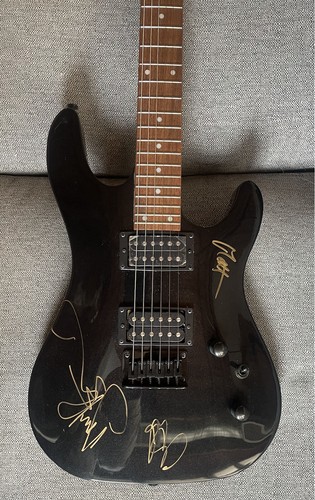 Muse fully signed - muse, /