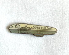 54 - Pin's RARE PROBOX CAR ROOF BOX