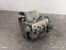 Bloc ABS (freins anti-blocage)