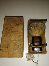 Ancien blaireau Hardley Paris dans sa boite en liège d'origine