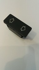 Bouton  leve vitre Peugeot 205