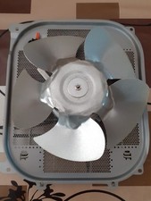 Ventillateur avec sa grille