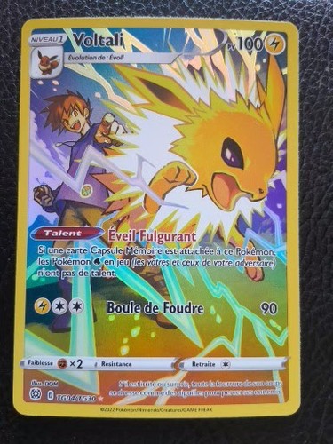 Carte pokémon voltali - pokémon,