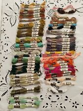 Lot de 71 échevettes de fils