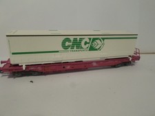 1 wagon avec 1 conteneur CNC