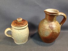 Lot 2 pots en terre grès pichet et un pot à moutarde couvercle en bois vintage