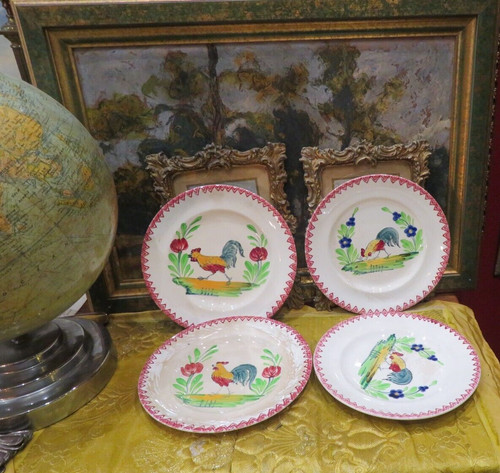 Anciennes assiettes en - 4,