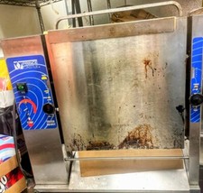 ? Prince Castle 297-T12 20-Second Vertical Slim Line Bun Toaster ?