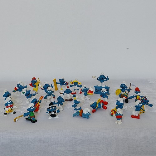 Lot schtroumpfs peyo - lot,