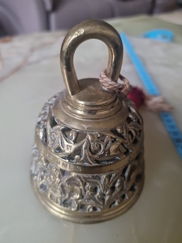 Ancienne grosse cloche - ancienne,