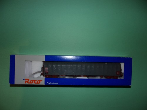 Roco wagon bâché long gris - long,