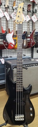 Guitare basse électrique