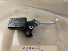 maitre cylindre de frein avant