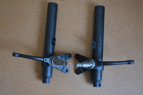 Paire jambes force avant - jambes,